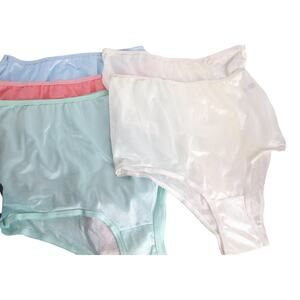 Vintage Castle Harbor Nylon Silky Granny Panties Bloomers Size 11 SET OF 5